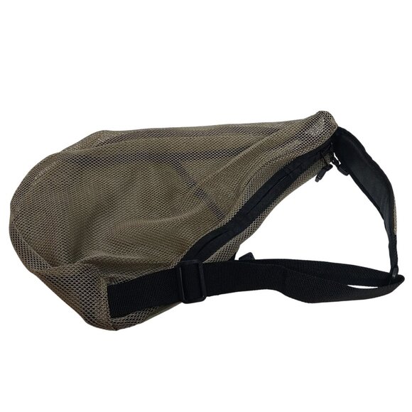 L.L. Bean Traveler Mesh Sling Bag Adjustable Strap Khaki Tan Day Pack NEW GIFT - Picture 3 of 8